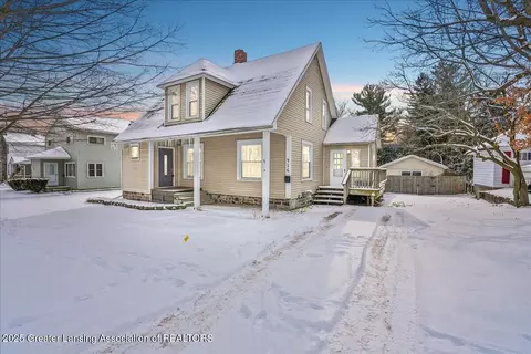 416 E Oak St, Mason, MI 48854 photo 3