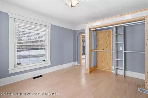416 E Oak St, Mason, MI 48854 photo 9