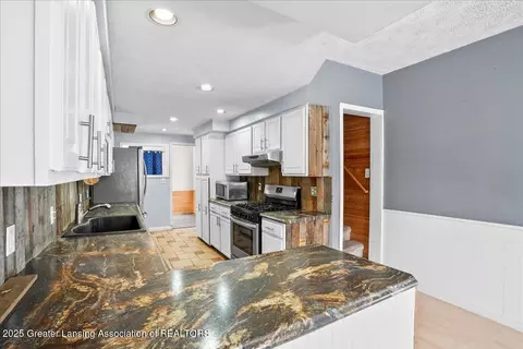 416 E Oak St, Mason, MI 48854 photo 15