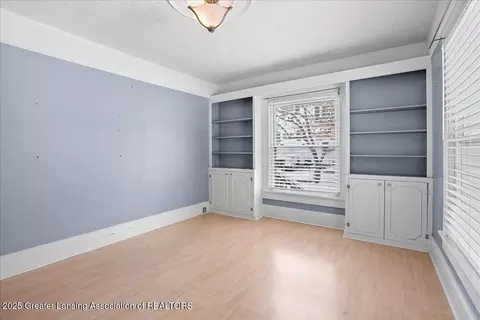 416 E Oak St, Mason, MI 48854 photo 8