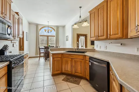 Kitchen - 3336 N Dearing Rd, Parma, MI 49269 photo 1 of 5