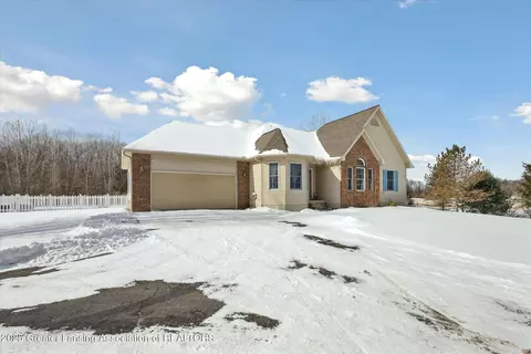 Exterior - 3336 N Dearing Rd, Parma, MI 49269 photo 2 of 8