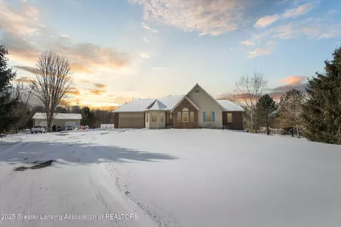 3336 N Dearing Rd, Parma, MI 49269