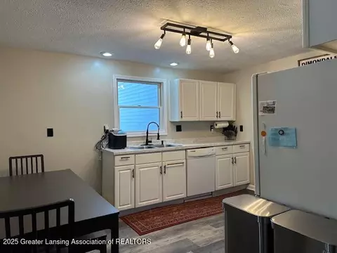 Kitchen - 331 E Washington St, Dimondale, MI 48821 photo 1 of 2