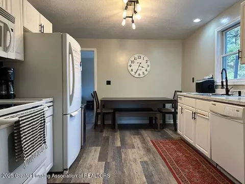 Kitchen - 331 E Washington St, Dimondale, MI 48821 photo 2 of 2