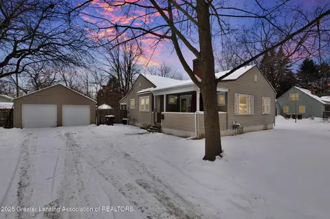 621 Mccauley St, Williamston, MI 48895
