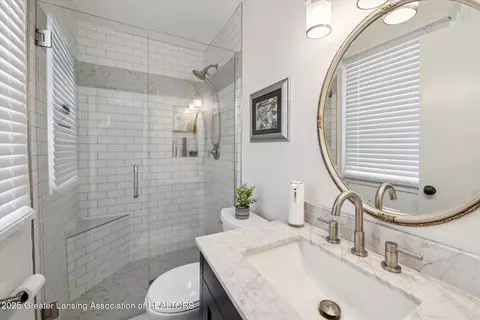 Bath - 1325 E Grand River Rd, Williamston, MI 48895 photo 1 of 2