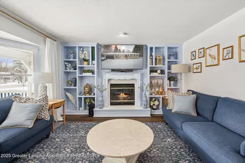 Living - 1325 E Grand River Rd, Williamston, MI 48895 photo 2 of 2