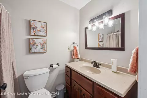 Bath - 1325 E Grand River Rd, Williamston, MI 48895 photo 2 of 2