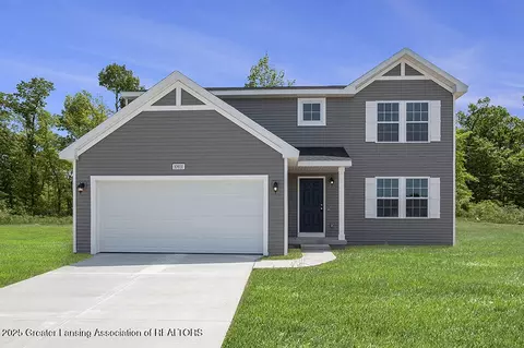 612 Muirfield Dr, Eaton Rapids, MI 48827