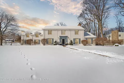 1413 Old Mill Rd, East Lansing, MI 48823