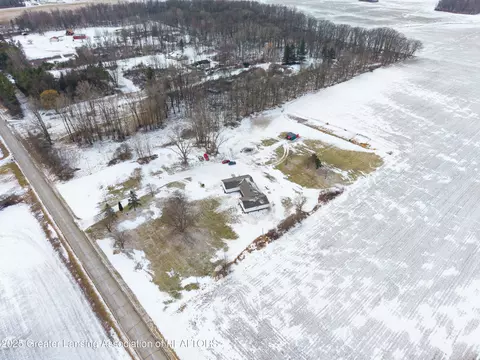 View/Area - 9478 S Francis Rd, Dewitt, MI 48820 photo 5 of 6