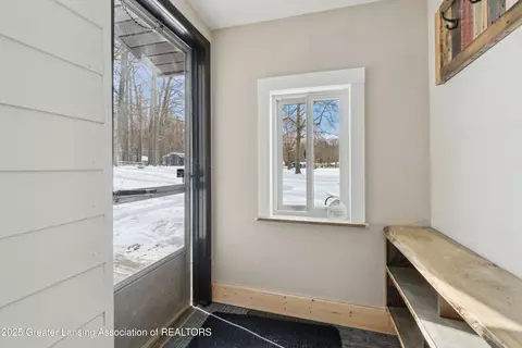 9698 E Colby Rd, Crystal, MI 48818 photo 6