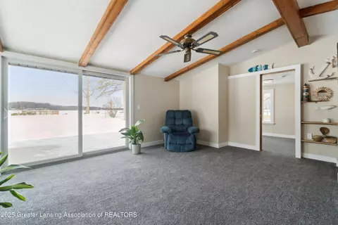 9698 E Colby Rd, Crystal, MI 48818 photo 11