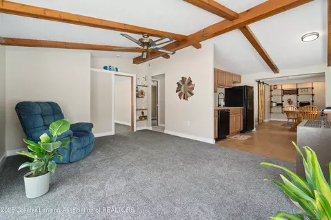 9698 E Colby Rd, Crystal, MI 48818 photo 12