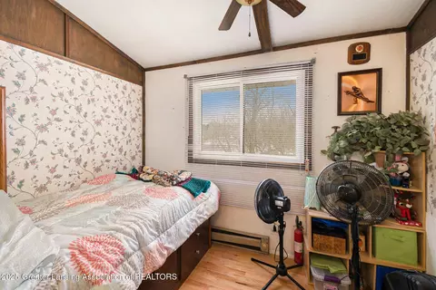 Bedroom - 18065 Gregory Rd, Gregory, MI 48137 photo 3 of 4