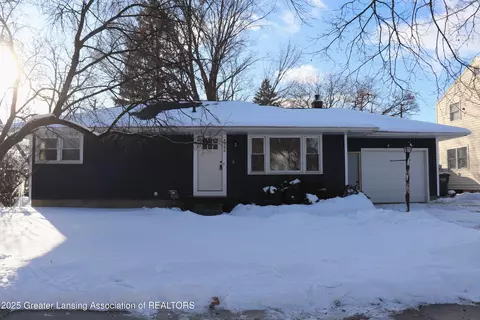 4926 Alpha St, Lansing, MI 48910