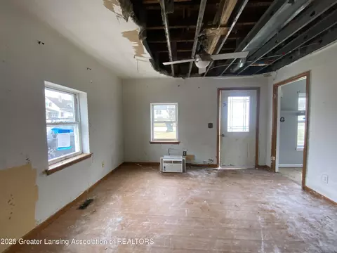 128 E High St, Ovid, MI 48866 photo 10