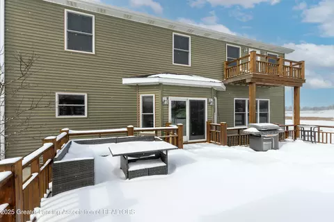 Exterior - 11775 S Francis Rd, Dewitt, MI 48820 photo 3 of 4