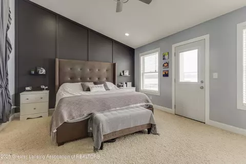 Bedroom - 11775 S Francis Rd, Dewitt, MI 48820 photo 5 of 7