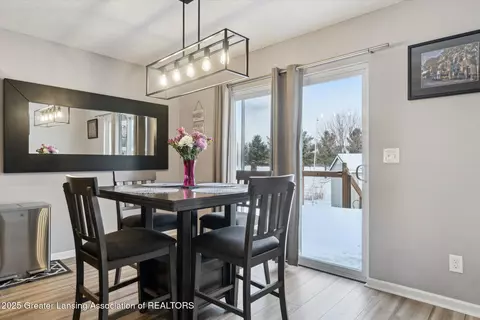 Dining - 3070 Moccasin Dr, Dewitt, MI 48820 photo 2 of 2