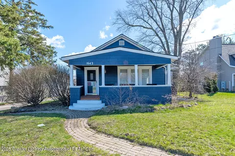 1642 Coolidge Rd, East Lansing, MI 48823