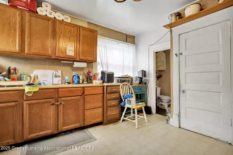 Kitchen - 1313 Christopher St, Lansing, MI 48906 photo 2 of 3