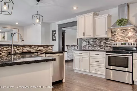 9508 Beardslee Rd, Perry, MI 48872 photo 7