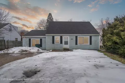 2007 W Miller Rd, Lansing, MI 48911
