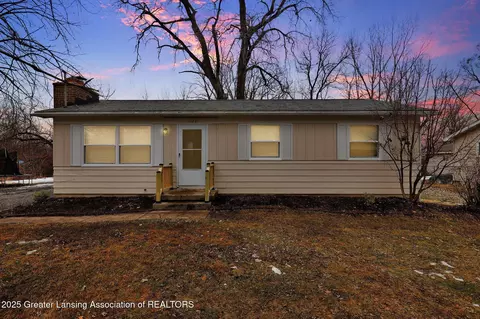 5120 Wexford Rd, Lansing, MI 48911