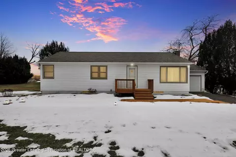 3197 Holt Rd, Mason, MI 48854