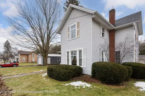 542 E Main St, Springport, MI 49284 photo 5