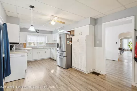 542 E Main St, Springport, MI 49284 photo 13