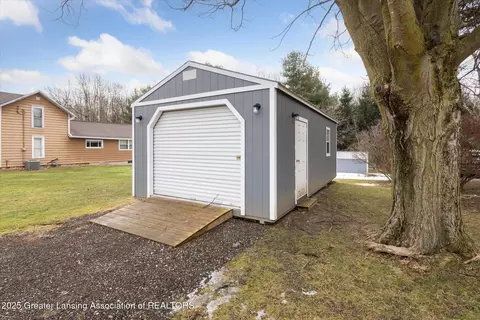 542 E Main St, Springport, MI 49284 photo 42