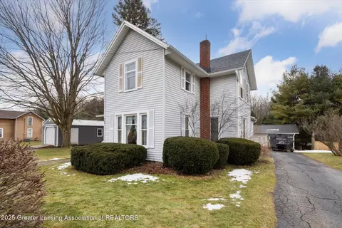 542 E Main St, Springport, MI 49284 photo 4
