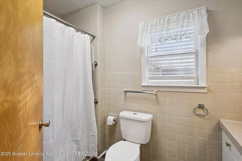 542 E Main St, Springport, MI 49284 photo 24
