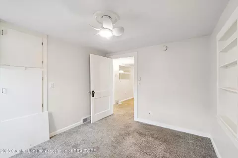 Bedroom - 1801 N Sutton Rd, Jackson, MI 49202 photo 3 of 10