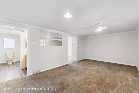 Living - 1801 N Sutton Rd, Jackson, MI 49202 photo 3 of 3