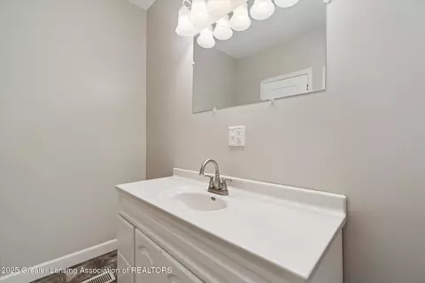 Bath - 2614 E Walker Rd, Saint Johns, MI 48879 photo 2 of 2