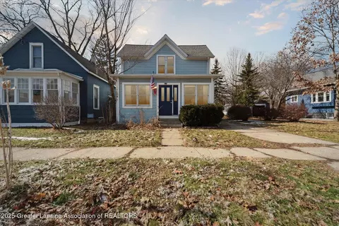 319 N Fairview Ave, Lansing, MI 48912