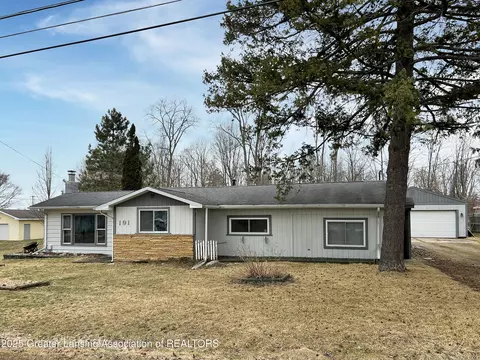 191 Hoehn Ct, Dimondale, MI 48821