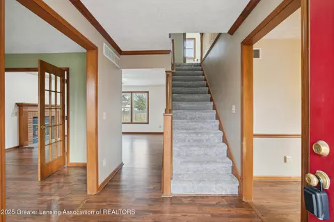 Entry Way - 745 Tanbark Dr, Dimondale, MI 48821 photo 3 of 4