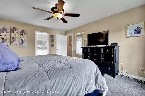 Bedroom - 11700 Rachel Ln, Dewitt, MI 48820 photo 6 of 8