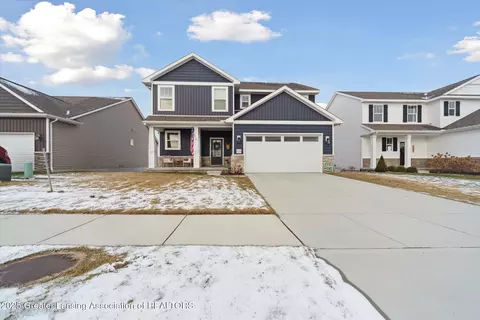 135 Barnsley Dr, Howell, MI 48843