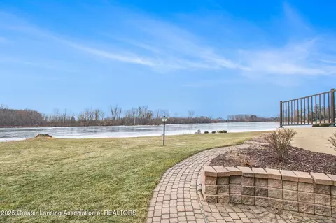 921 Riverview Dr, Alma, MI 48801 photo 36