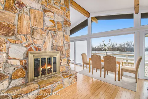 921 Riverview Dr, Alma, MI 48801 photo 11