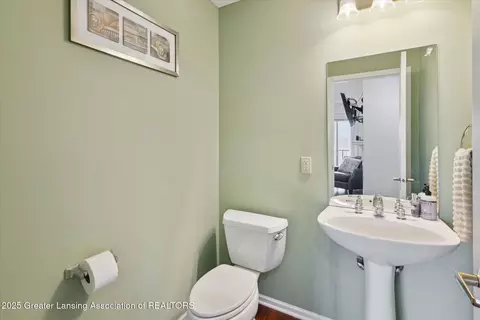 1359 Turner Rd, Lansing, MI 48906 photo 34
