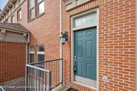1359 Turner Rd, Lansing, MI 48906 photo 7