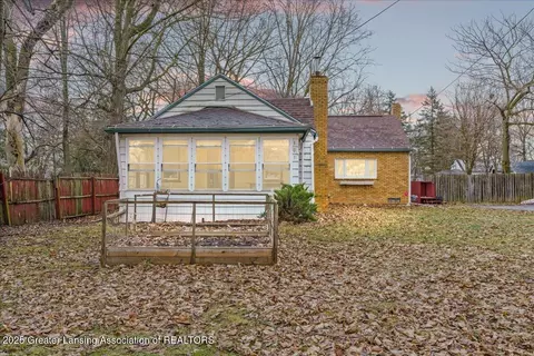 101 Cox Blvd, Lansing, MI 48910