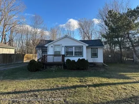 3305 W Jolly Rd, Lansing, MI 48911